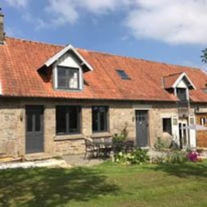 Ferme De Noyes Bed and Breakfast Sourdeval Εξωτερικό φωτογραφία